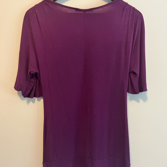 Purple godess sleeve top. Gold embellishment - Picture 3 of 5
